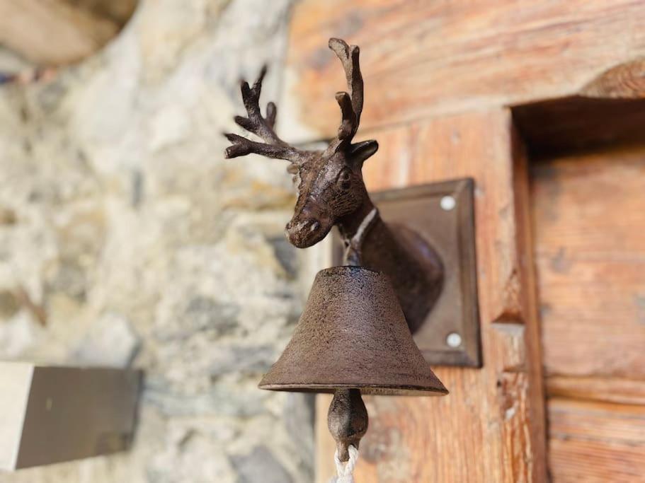 Swiss Chalet Near Flims Trin Buitenkant foto
